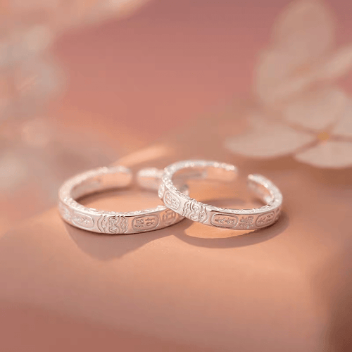 1 Paire de Bagues Couple en Argent 999 Gravées Totem Porte - Bonheur, Style Rétro Minimaliste, Idéales pour Porter Quotidien et Cadeau de Saint - Valentin - IVOIRART.COM