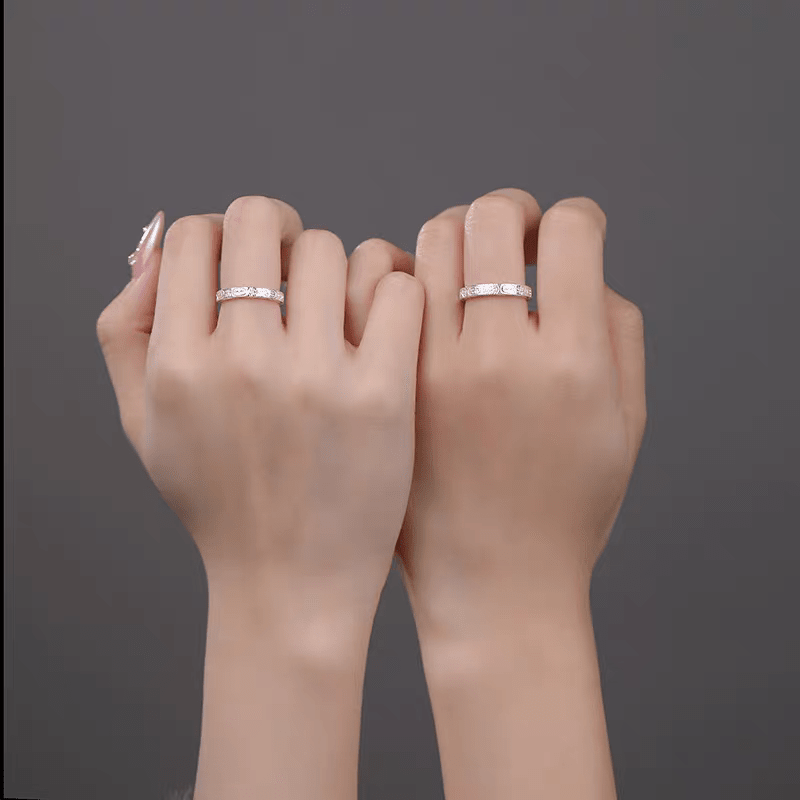 1 Paire de Bagues Couple en Argent 999 Gravées Totem Porte - Bonheur, Style Rétro Minimaliste, Idéales pour Porter Quotidien et Cadeau de Saint - Valentin - IVOIRART.COM