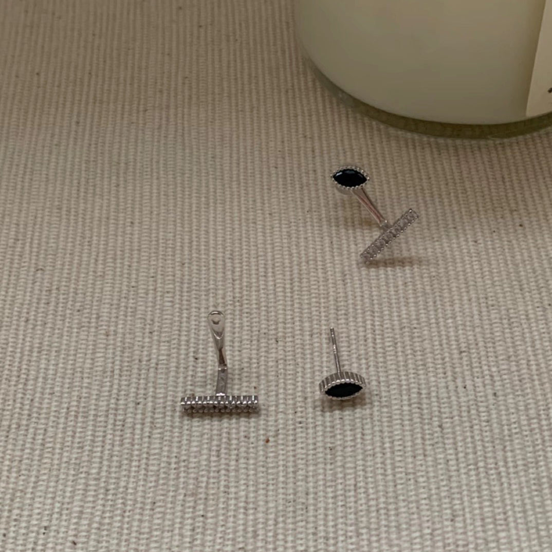 1 Paire de Boucles d'Oreilles Clous Convertibles Marquise en Argent 999 avec Zircon Noir, Minimalistes et Élégantes, Parfaites au Quotidien, Pour Rendez-vous et Affaires, Cadeau Idéal Saint-Valentin - IVOIRART.COM