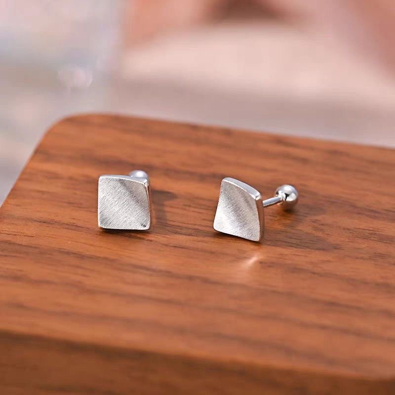 1 Paire de Boucles d'Oreilles Clous en Argent Sterling 999 Brossé Rhombus, Style Minimaliste Chic, pour Tenues Quotidiennes et Bureau - IVOIRART.COM