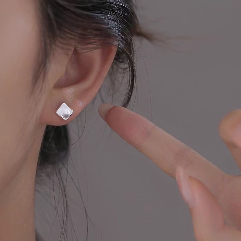 1 Paire de Boucles d'Oreilles Clous en Argent Sterling 999 Brossé Rhombus, Style Minimaliste Chic, pour Tenues Quotidiennes et Bureau - IVOIRART.COM