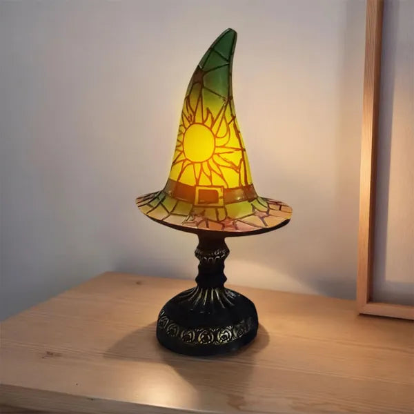 Lampes en Chapeau de Sorcière, Lampe de Table Gothique en Verre Coloré Résine Chapeau de Sorcier Fait Main pour Décor d'Halloween, Lumière Effrayante pour Chambre et Fêtes Intérieures, Cadeau Wiccan Unique