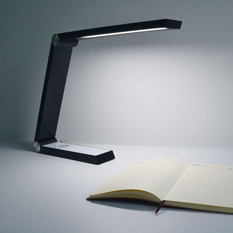 Lampe de Table Triangle LED avec Charge Sans Fil et Ports USB Rechargeables