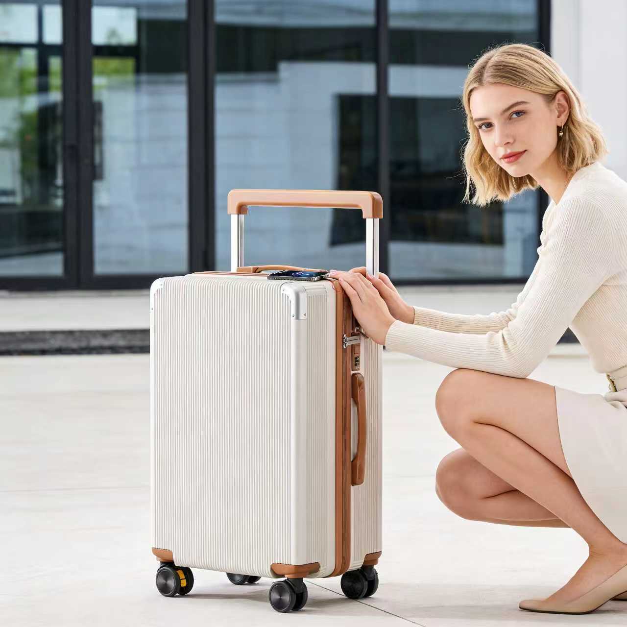 Valise à poignée large 20 et 24 pouces, roues silencieuses pivotantes, serrure code robuste