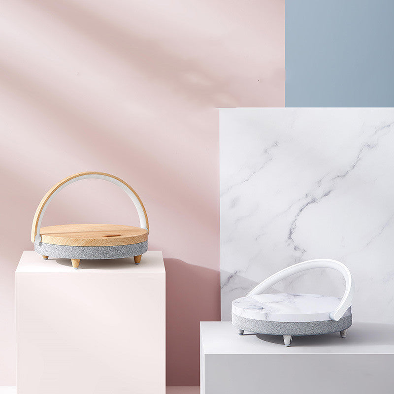 Lampe de Nuit LED avec Chargeur Sans Fil et Enceinte Bluetooth Intégrée