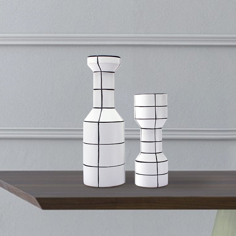 Vase en céramique blanche nordique moderne simple créatif avec motif rayé, ornement fait main pour décoration intérieure