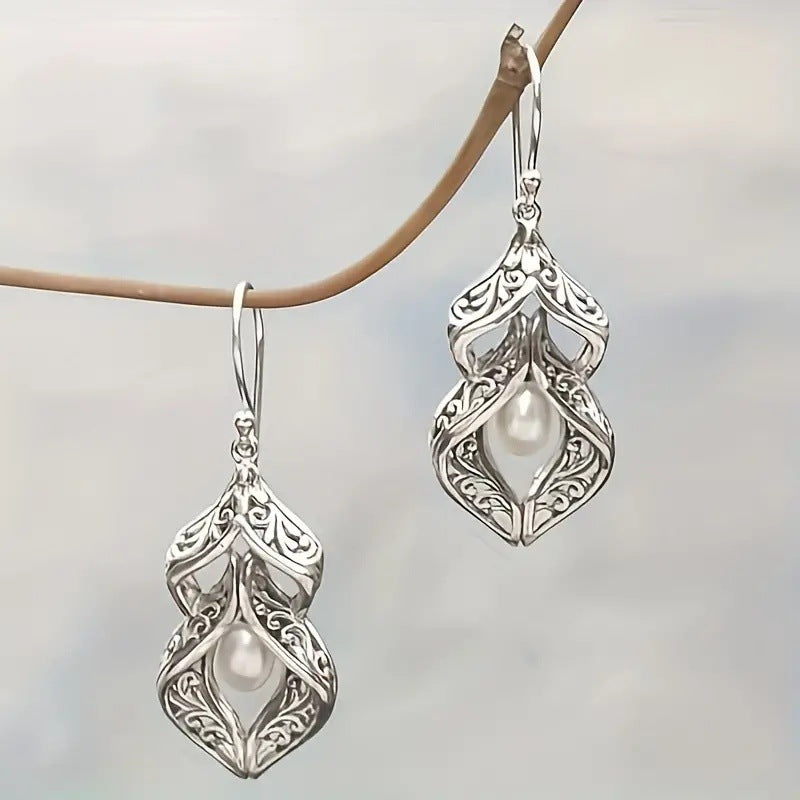 Boucles d’oreilles bohèmes sculptées ornées de perles pour femmes élégantes