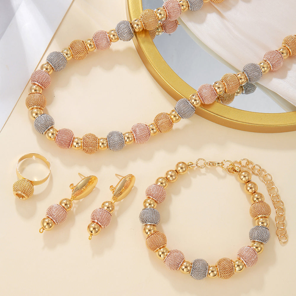 5Pcs Colliers en Perles Métalliques à la Mode Deux Couleurs Boucles d'Oreilles en Perles Dorées Bracelets Adaptés pour un Port Quotidien Cadeaux de Bijoux pour les Fêtes