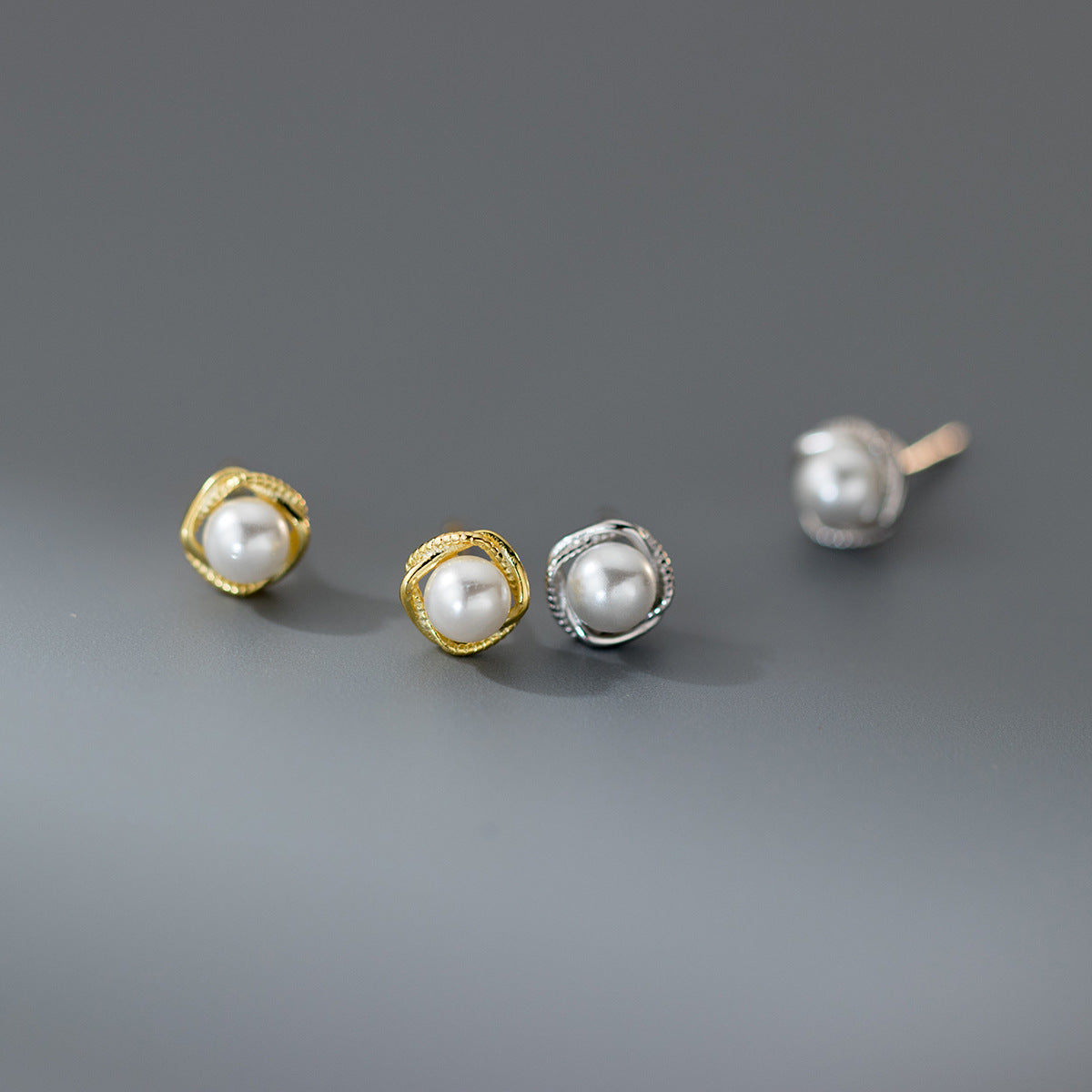 Boucles d'oreilles en argent sterling S925 à pois doux et design géométrique creux