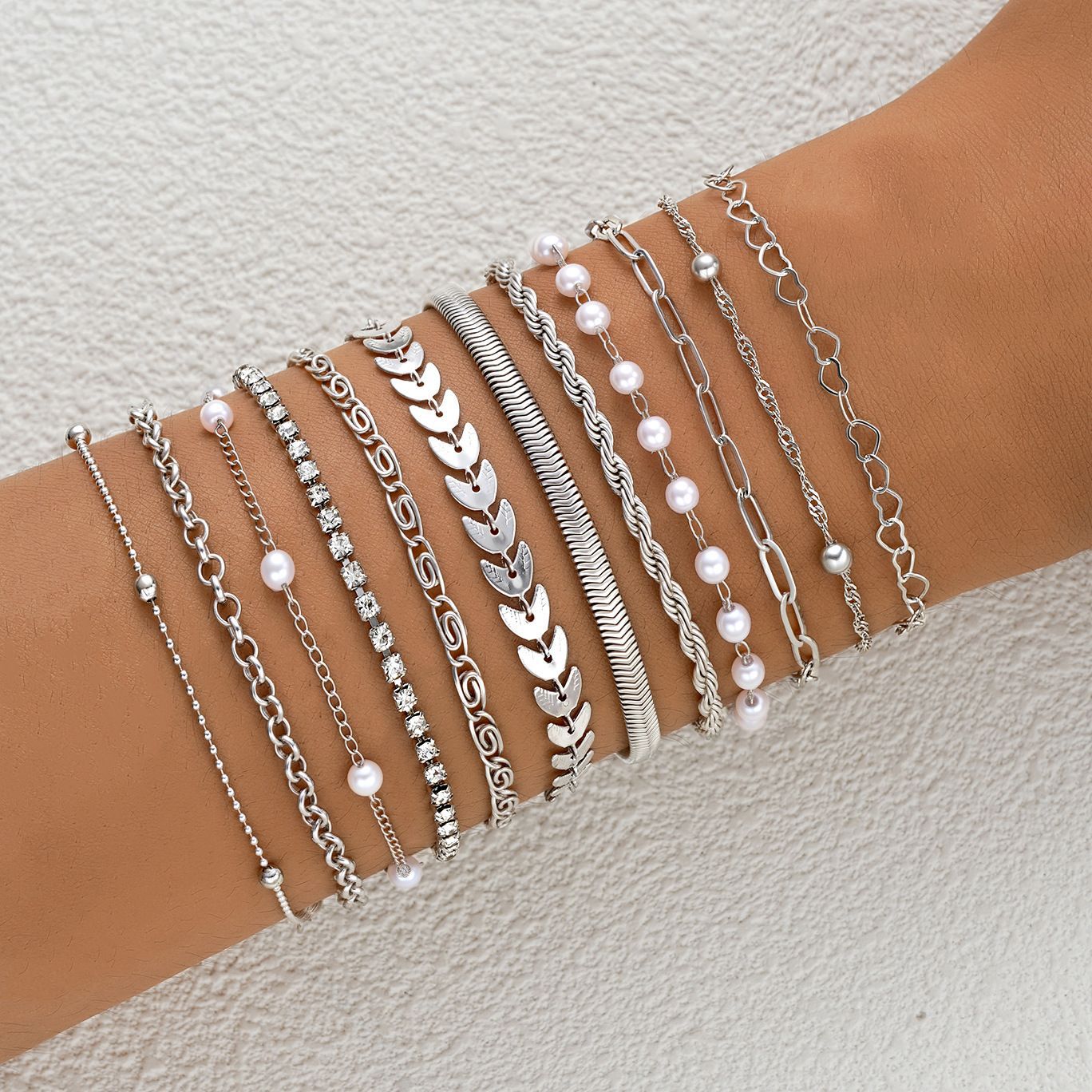 Ensemble de 12 Bracelets Élégants à Chaîne Perlée, Style Européen et Américain - IVOIRART.COM
