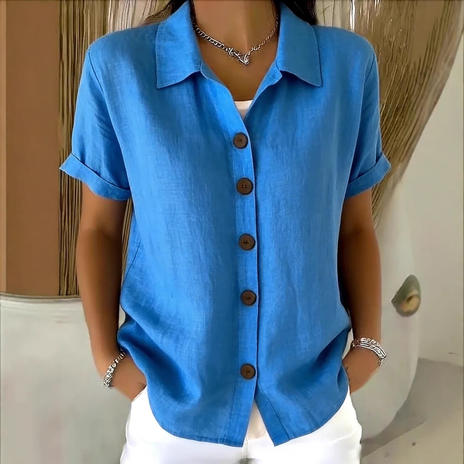 Chemise Femme à Manches Longues avec Boutons au Col pour un Style Élégant
