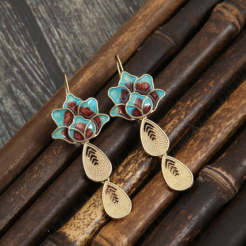 Boucles d'oreilles vintage en soie bleu brûlé avec goutte d'eau lotus élégante pour femmes