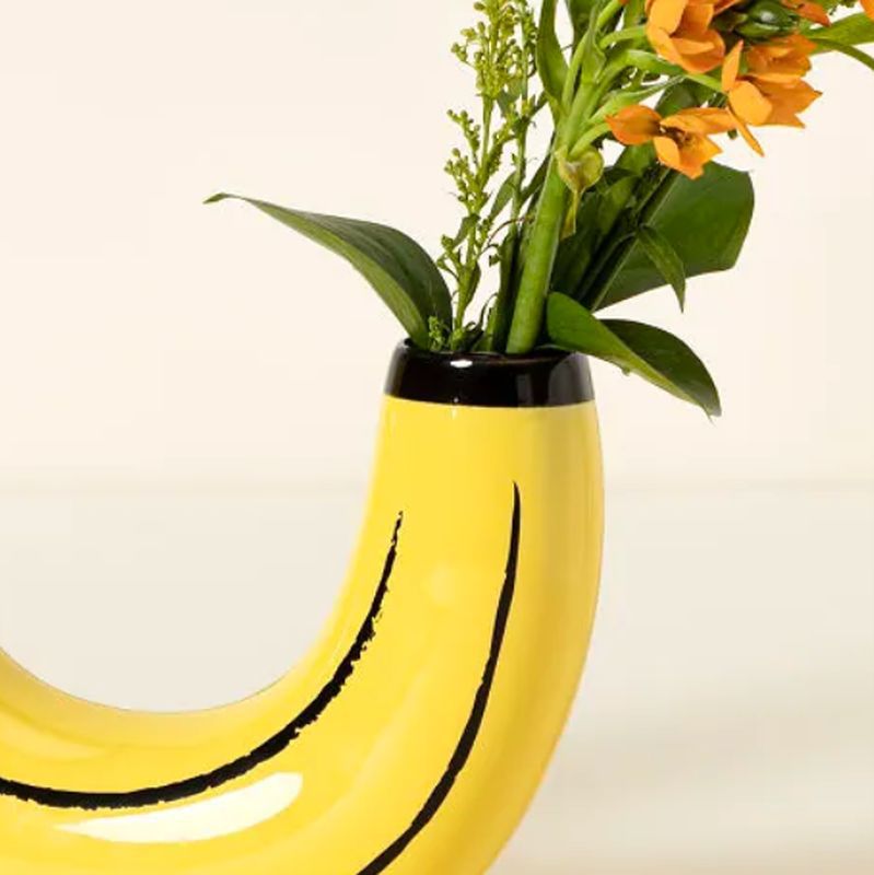 Vase Banane Simple – Arrangement floral et Décoration d'intérieur