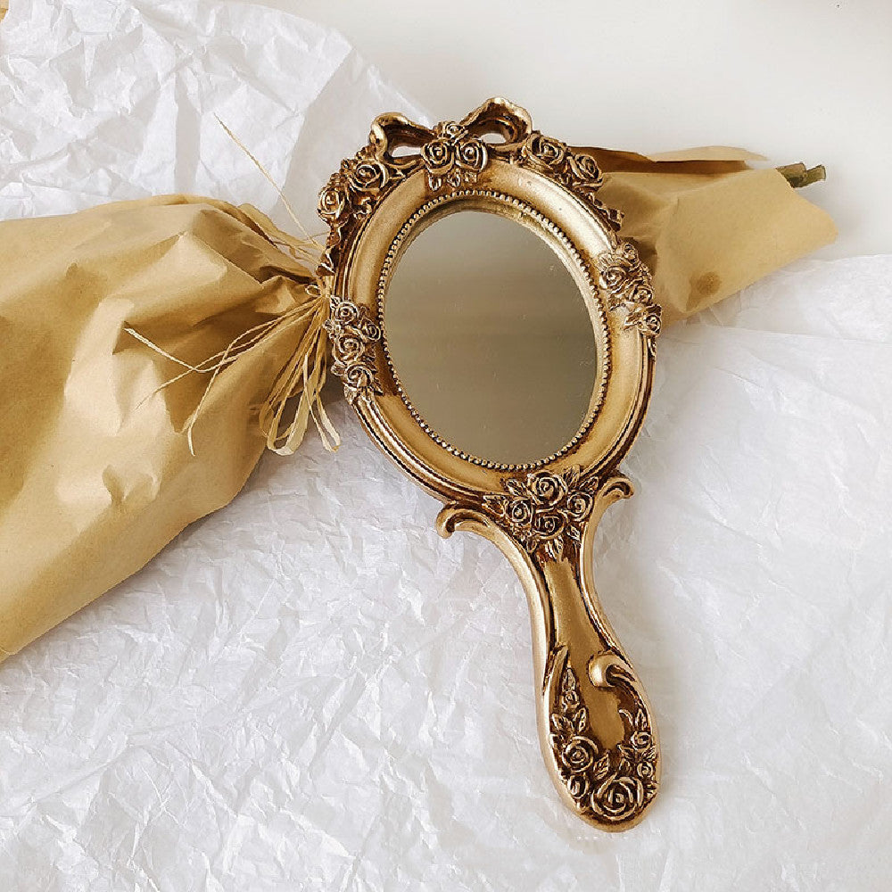 Miroir à main vintage européen