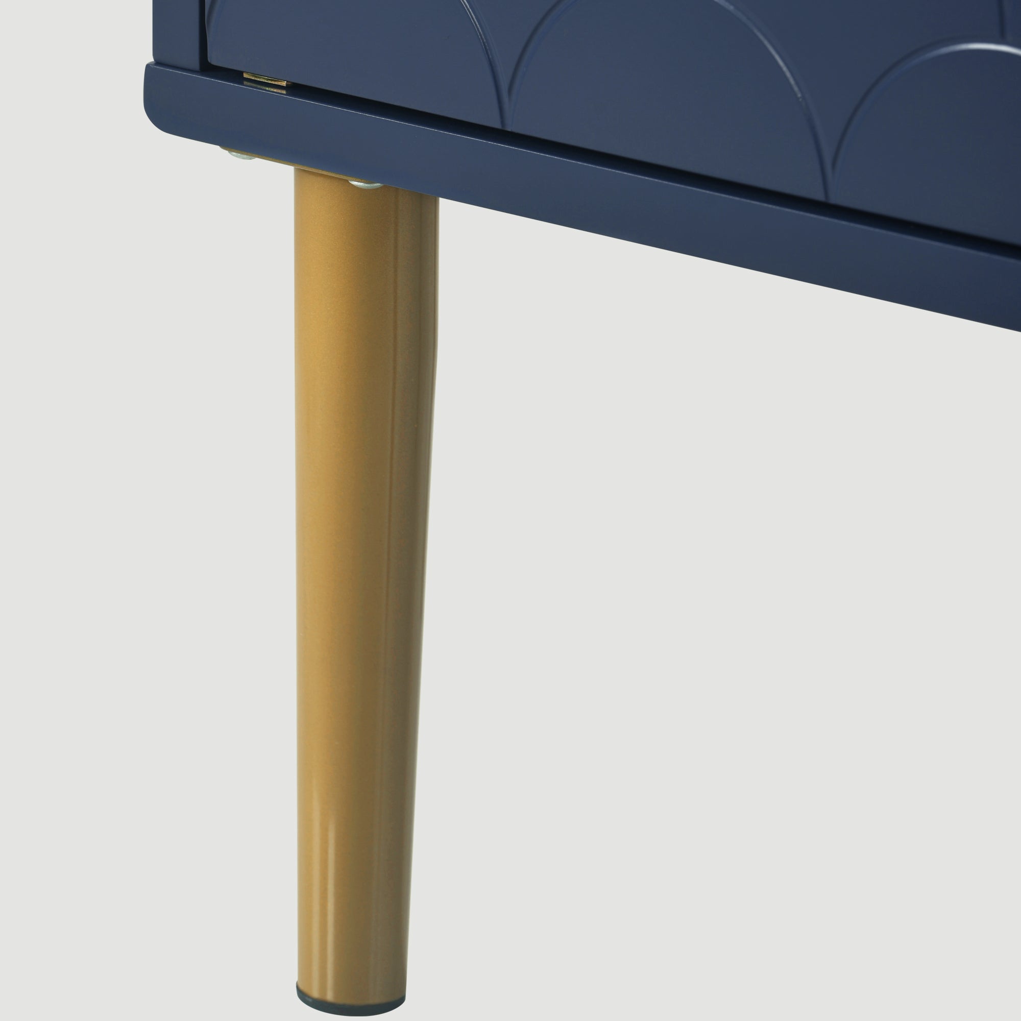 Table de chevet en aggloméré