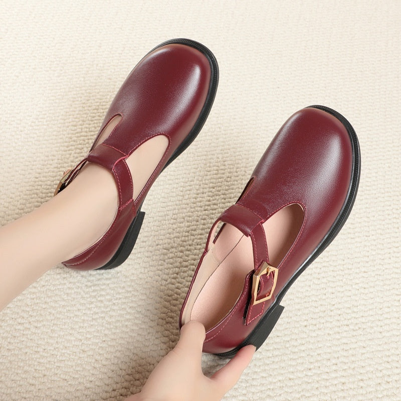 Chaussures femmes grandes tailles cuir pleine fleur style britannique à bout rond disponibles