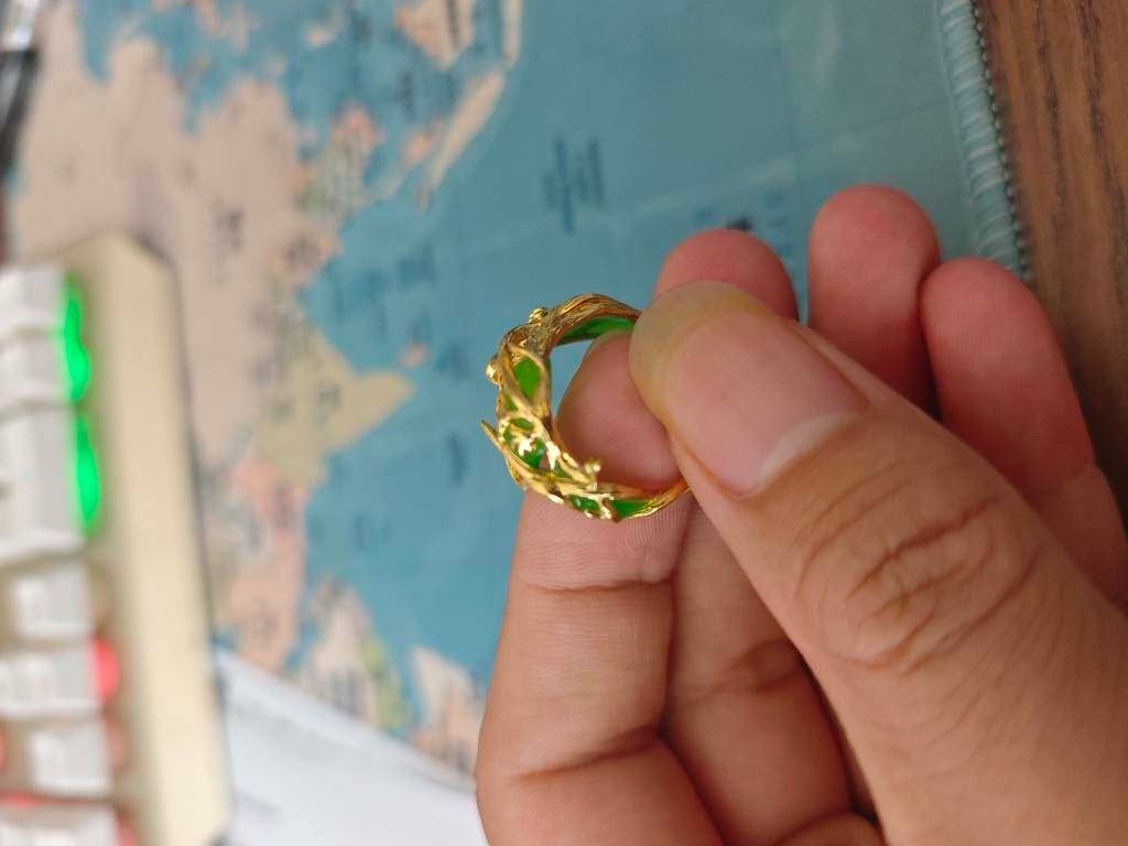 Bague Ovale Vintage en Malachite Incrustée de Jade Vert Doré pour Femme