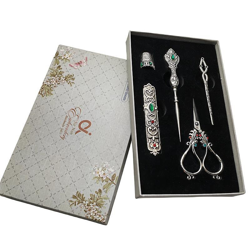 European-style Retro Affordable Luxury Inlaid With Phoenix Tail Scissors Set
