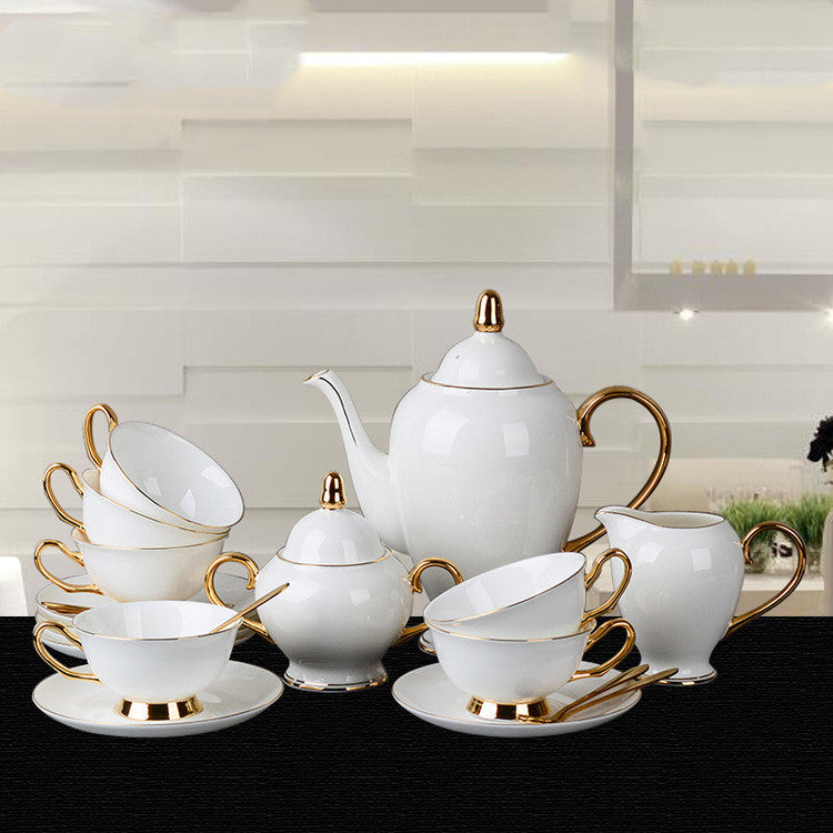 Service de Thé Après-Midi en Porcelaine Fine, Tasse et Sous-Tasse Peintes Or