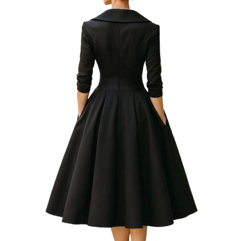 Robe élégante cintrée à taille haute, manches longues, coupe asymétrique raffinée