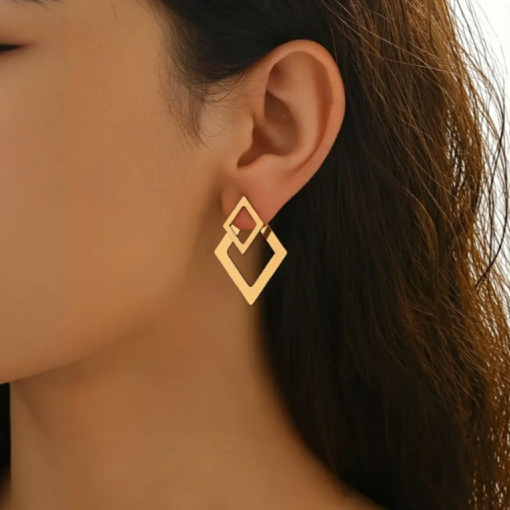 Boucles d’oreilles simples en forme de losange de style européen et américain pour femmes