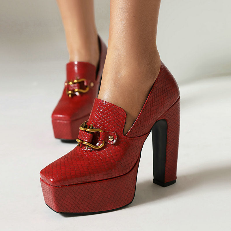 Chaussures femme à talon bloc imprimé serpent, bout carré et talon épais