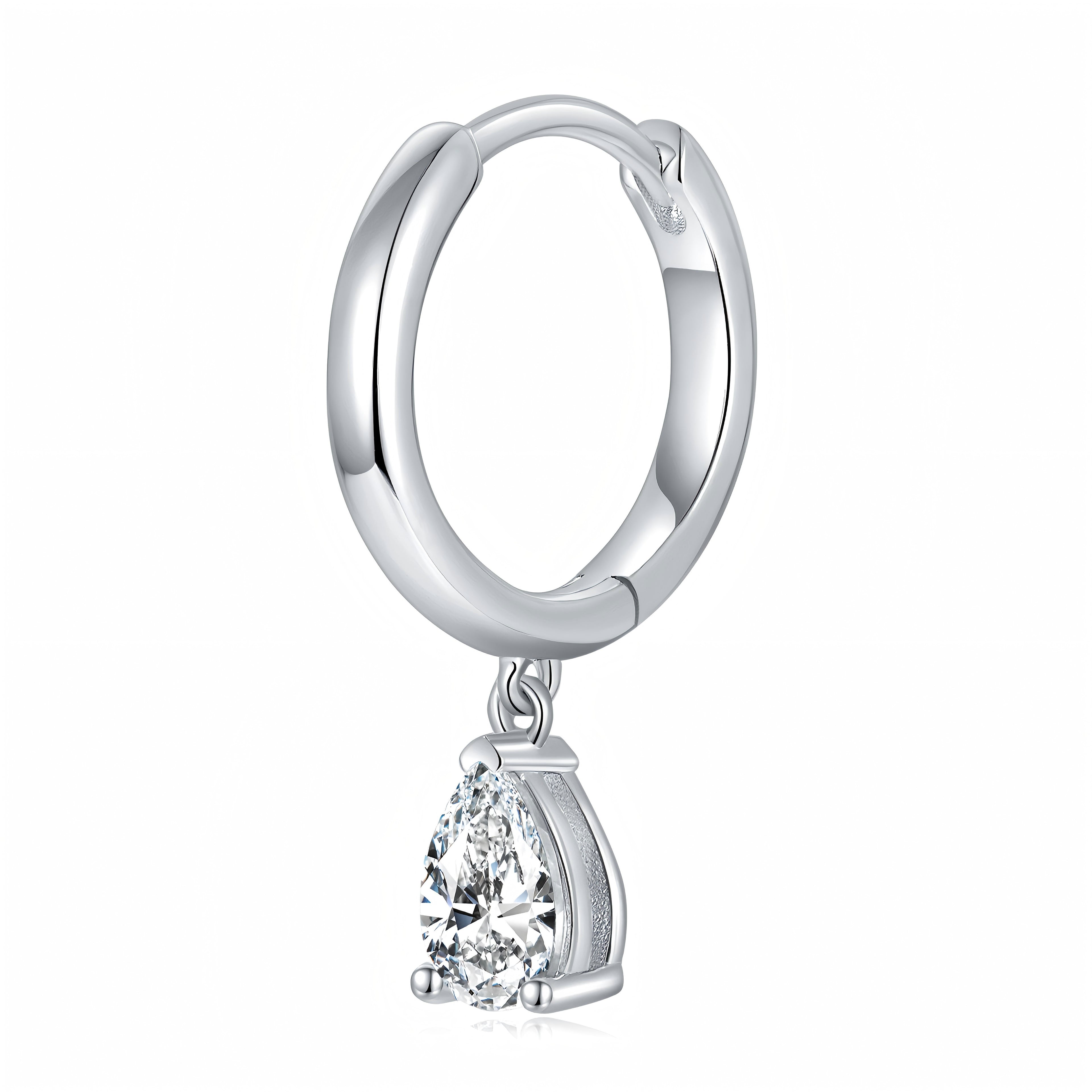 Boucles d’oreilles créoles en argent sterling S925 4x6mm poire avec moissanite