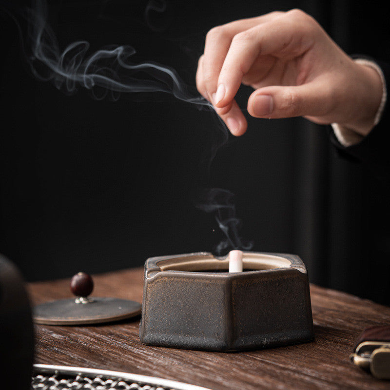 Cendrier en céramique vintage de style japonais avec couvercle, coupe-vent et anti-volatilité