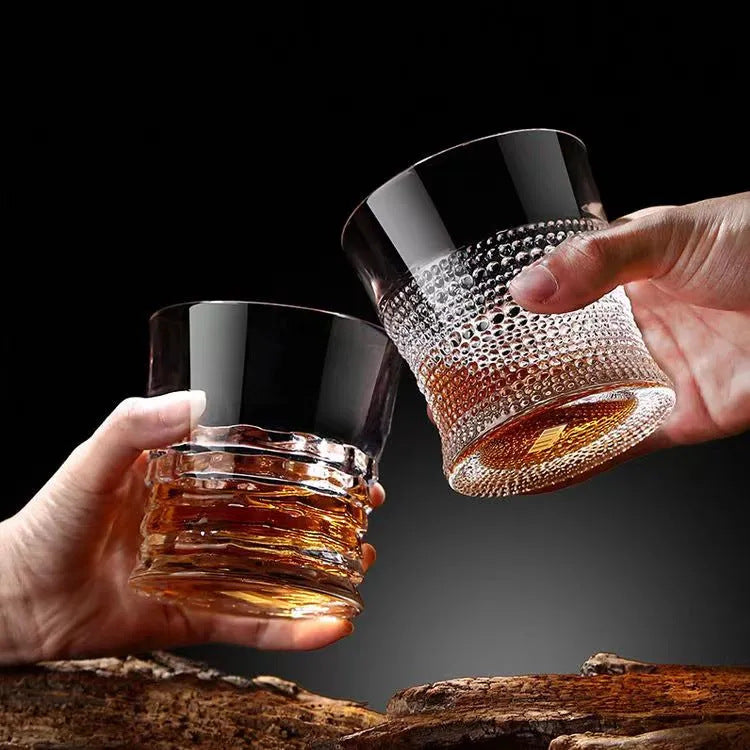 Verre à vin sculpté en whisky embossé spécial