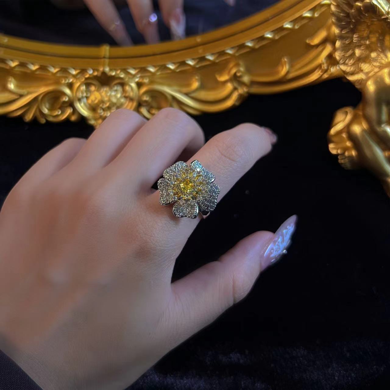 Nouvelle bague pétale dégradé en cuivre plaqué or, élégante, ajustable, pavée de zircon, luxe européen et américain