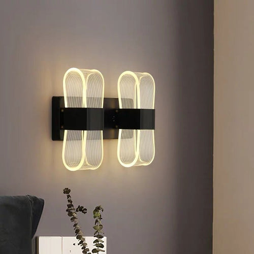 Applique murale dorée style nordique en métal et acrylique moderne et épurée - IVOIRART.COM
