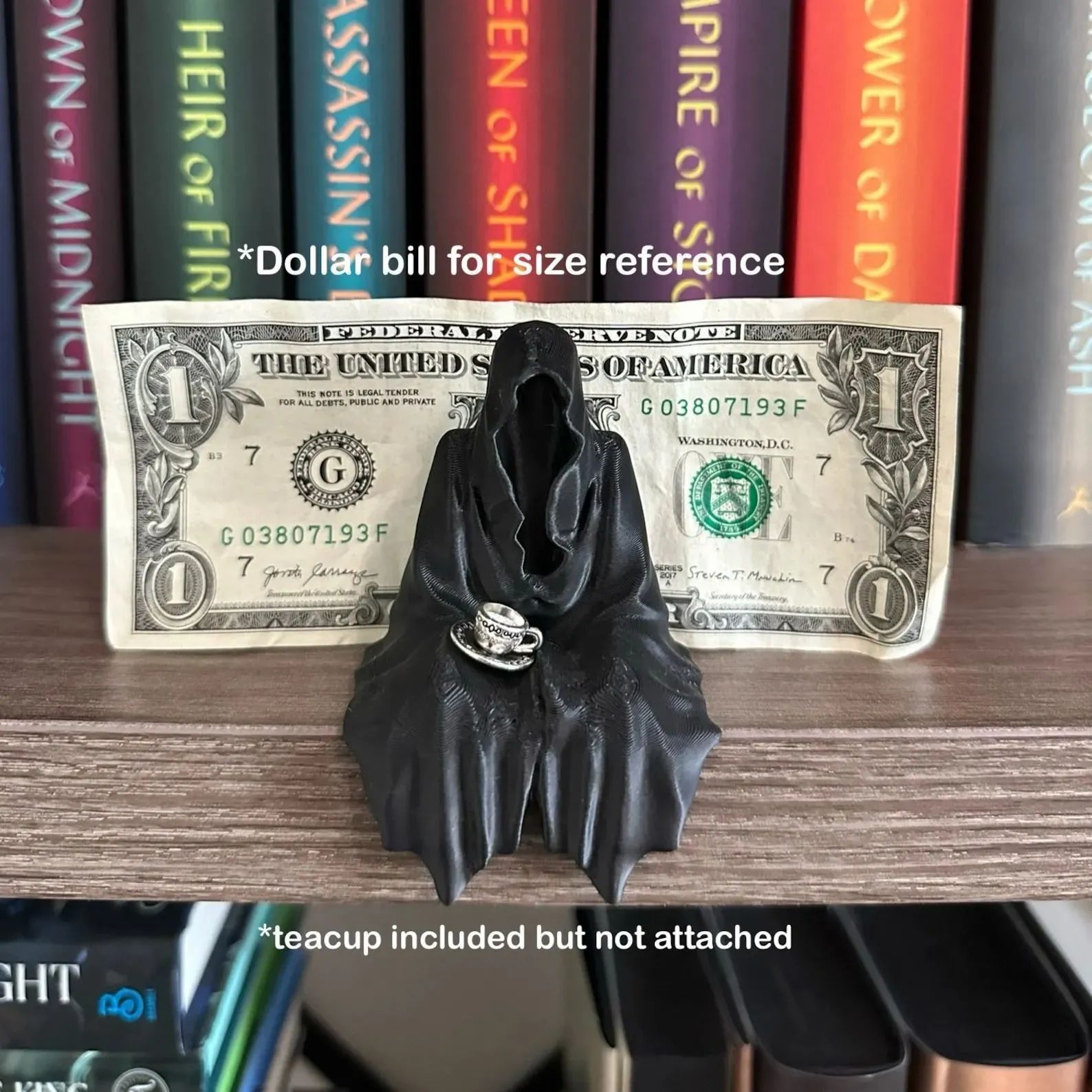 Décoration de Bureau Gothique Robe Noire