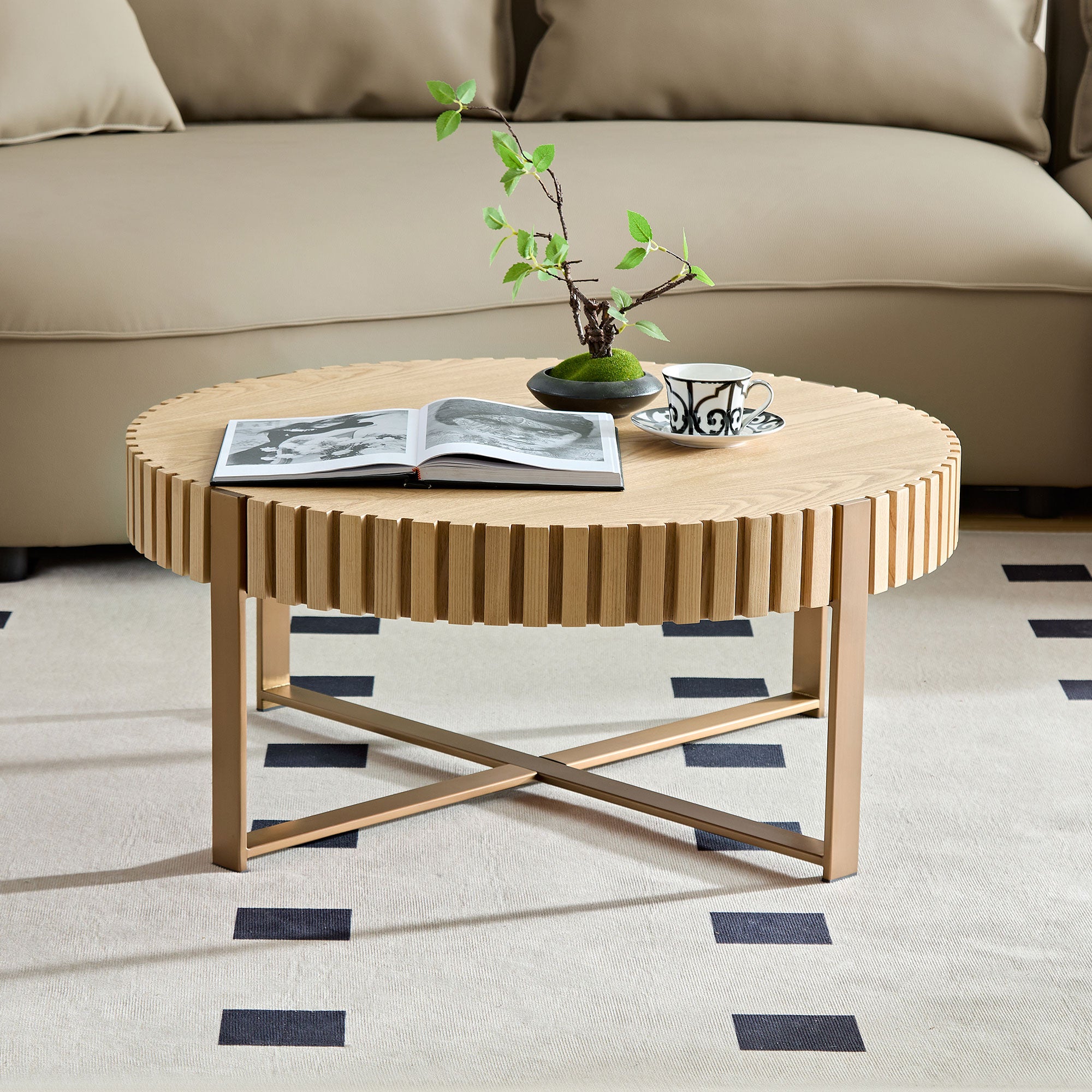Modern Handcraft Drum Coffee Table 31.5 Inch Round Coffee Table For Living Room,Small Coffee Table With Sturdy Pedestal,Natural Ash