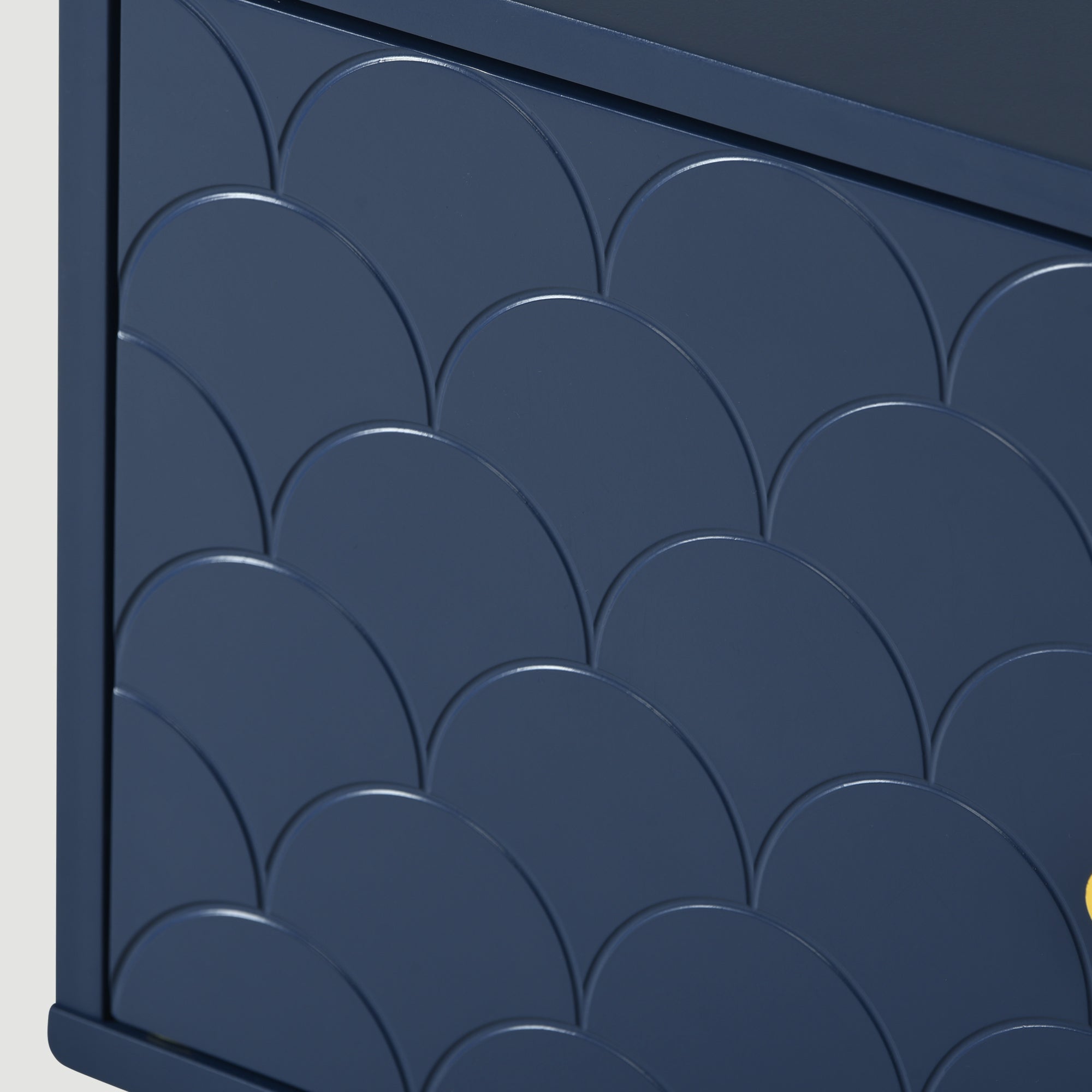 Table de chevet en aggloméré