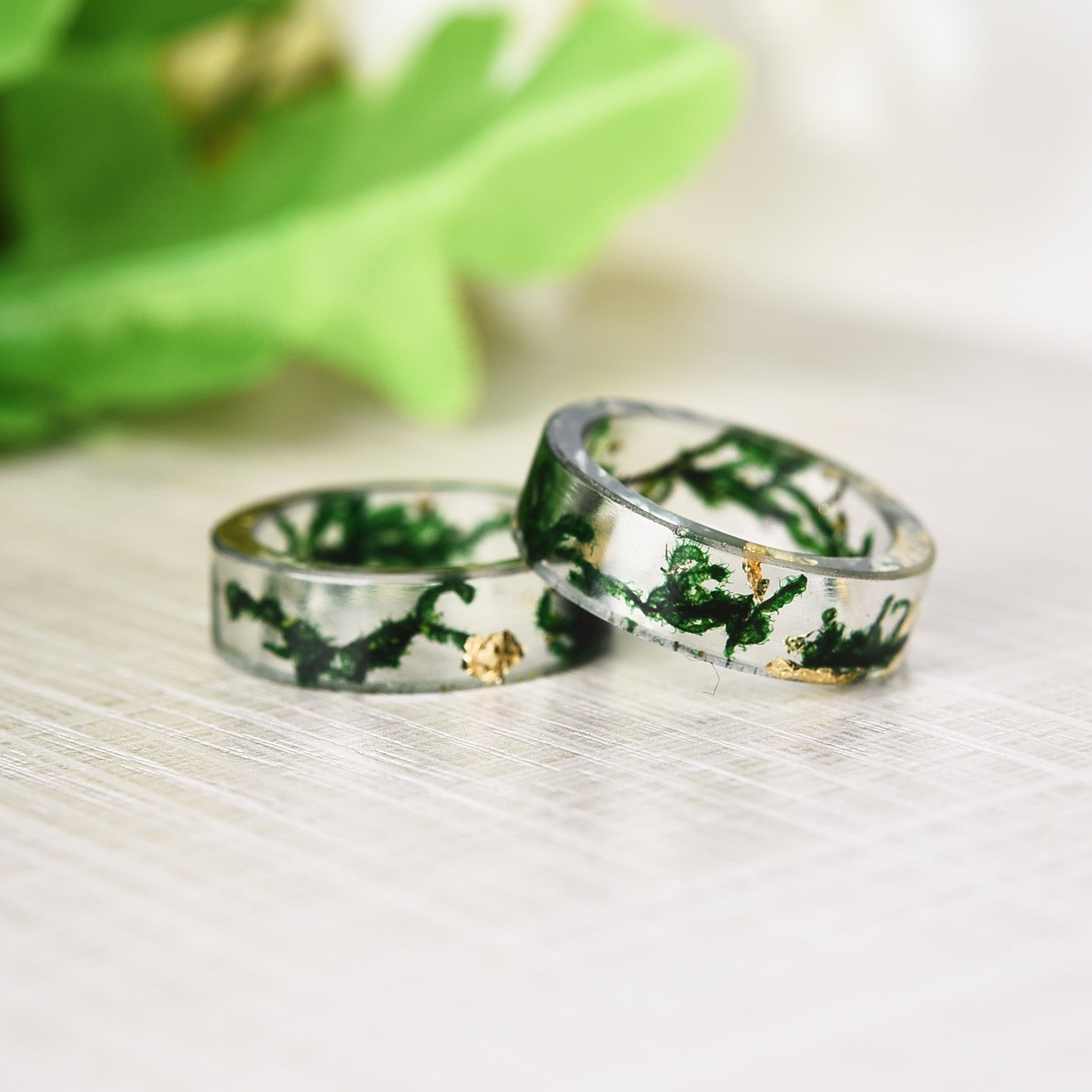 Bague artisanale bohème en résine naturelle avec fleurs séchées DIY élégante - IVOIRART.COM
