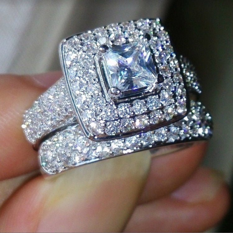 Bague de Couple en Zircon Blanc Élégante pour un Lien Unique et Raffiné - IVOIRART.COM