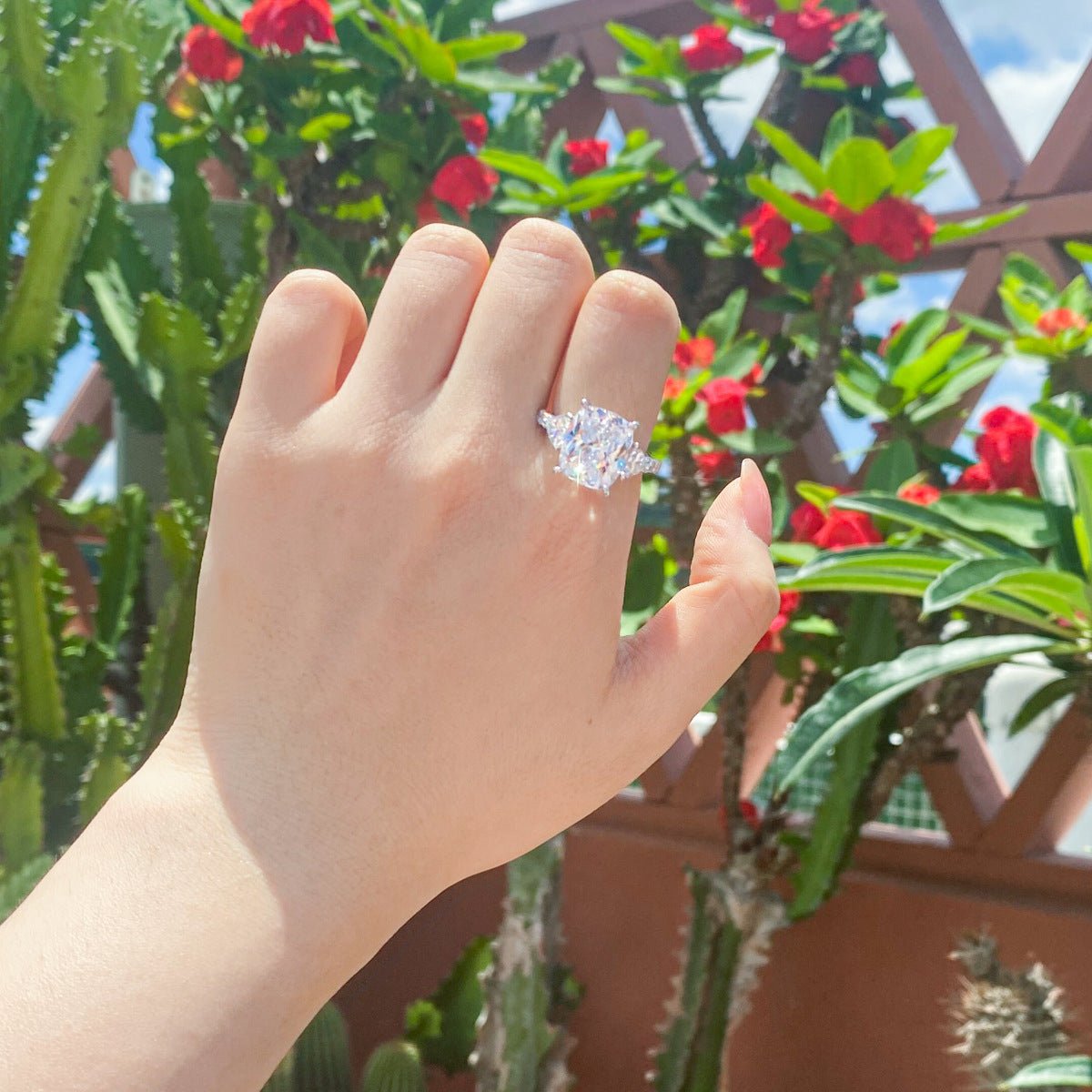 Bague Géométrique Rectangulaire en Zircone Cubique pour Femmes Élégantes - IVOIRART.COM