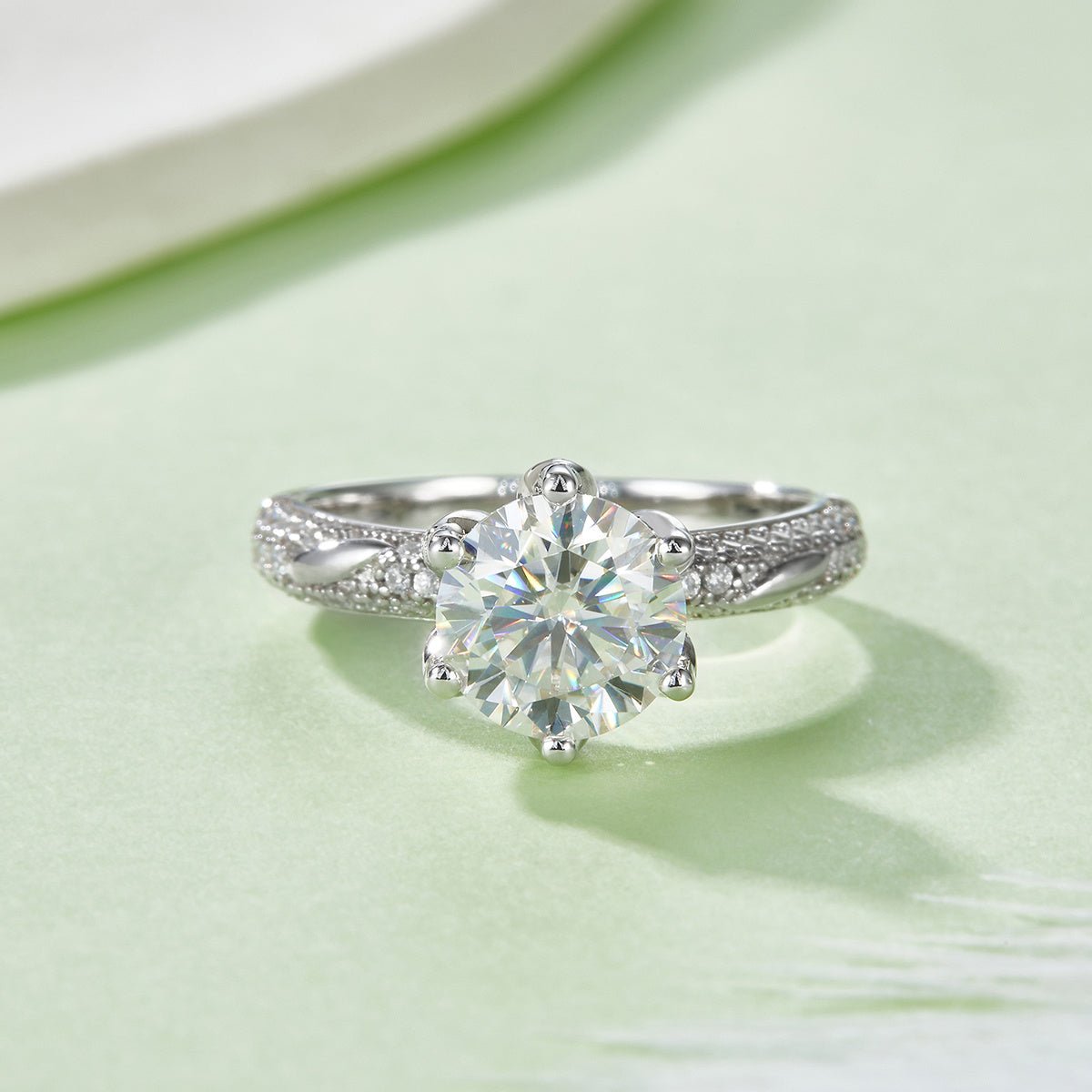 Bague Moissanite 2ct S925 Argent Sterling 8mm D-VVS1 6-Griffes Pave Platine +GRA - IVOIRART.COM