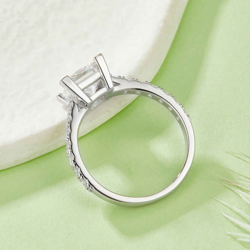 Bague Moissanite 2ct taille princesse 7x7mm S925 argent plaquée platine GRA boîte - IVOIRART.COM