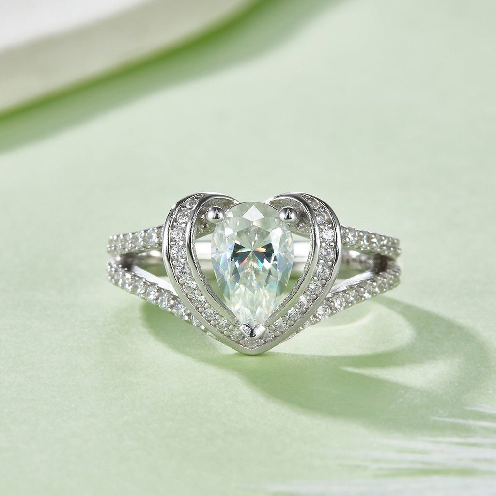 Bague Moissanite Coeur 1ct S925 Argent plaqué Platine 5x8mm D-VVS1 Taille 5-9GRA - IVOIRART.COM
