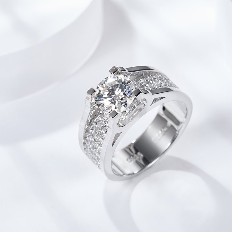 Bague Moissanite S925 large, 1/2ct D-VVS1, shank fendu pavé, plaqué platine, 5-9. - IVOIRART.COM