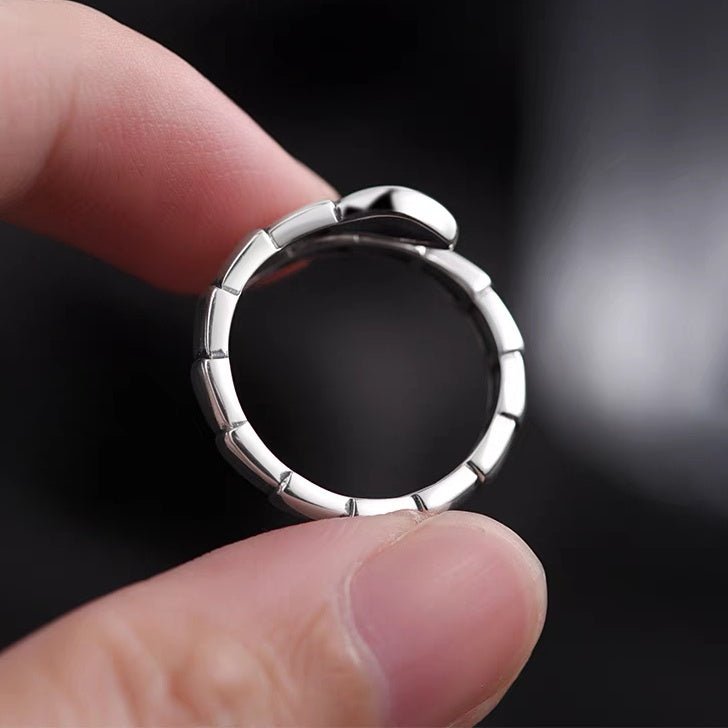 Bague Ouverte Os de Serpent en Argent 999 Poli, Style Minimaliste et Audacieux, Parfaite pour Quotidien, Rendez-vous et Cadeaux, Idéal Cadeau de Saint-Valentin - IVOIRART.COM