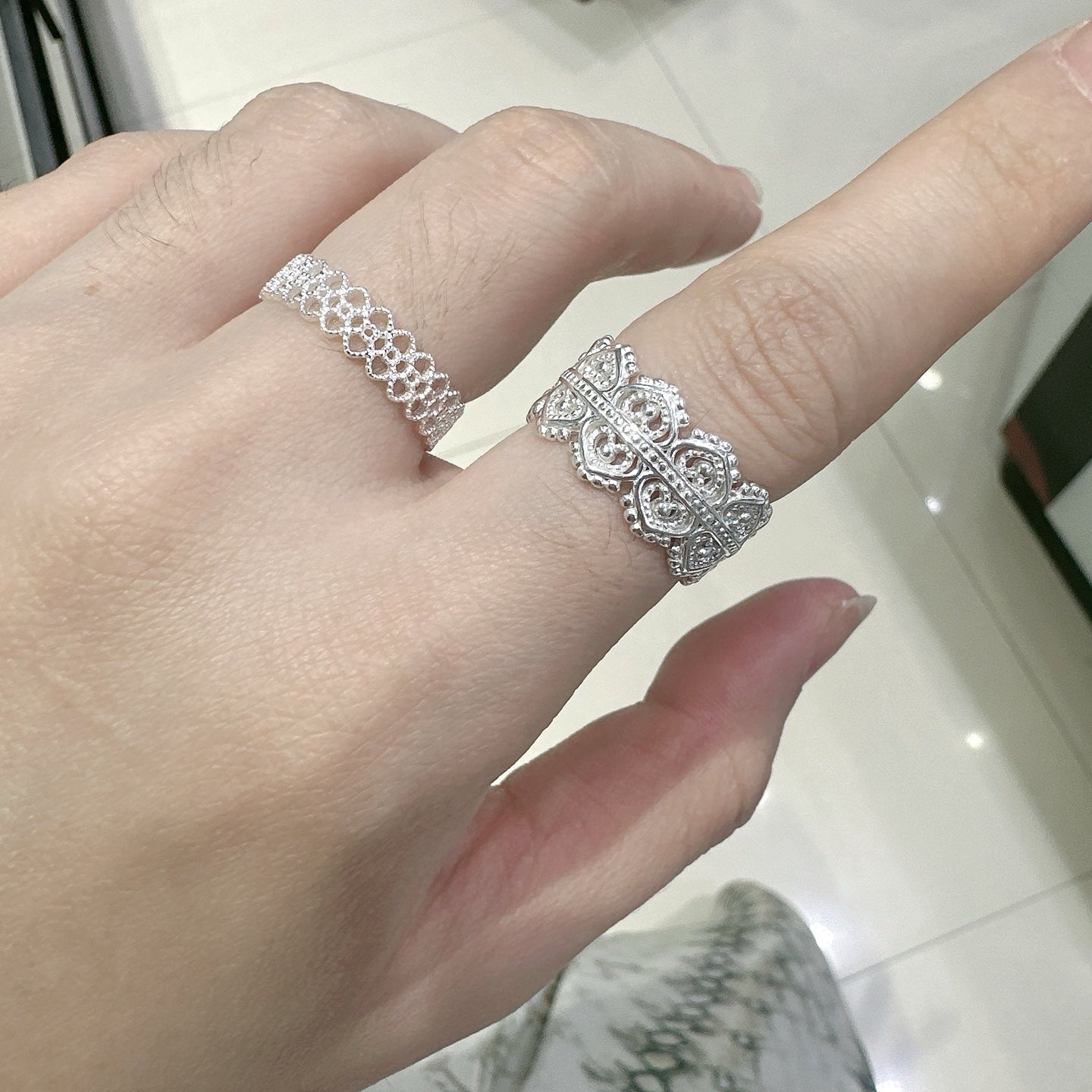 Bague Ouverte Sculptée Large Vintage en Argent Sterling 999, Style Élégant de Palais, Parfaite pour Quotidien, Rendez-vous et Cadeaux, Idéal pour la Saint-Valentin - IVOIRART.COM