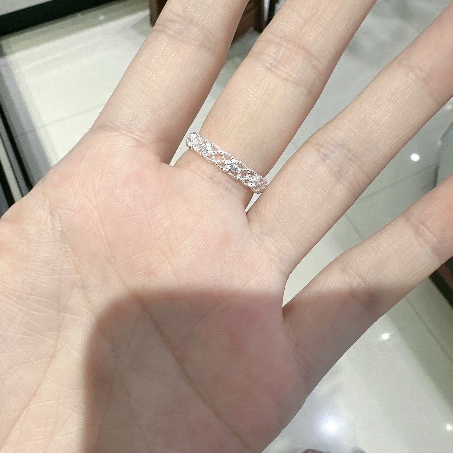 Bague Ouverte Sculptée Large Vintage en Argent Sterling 999, Style Élégant de Palais, Parfaite pour Quotidien, Rendez-vous et Cadeaux, Idéal pour la Saint-Valentin - IVOIRART.COM