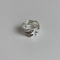 Bague pour femme en argent pur S999, plissée irrégulière style punk doux, texture concave convexe niche, design robuste au doigt - IVOIRART.COM