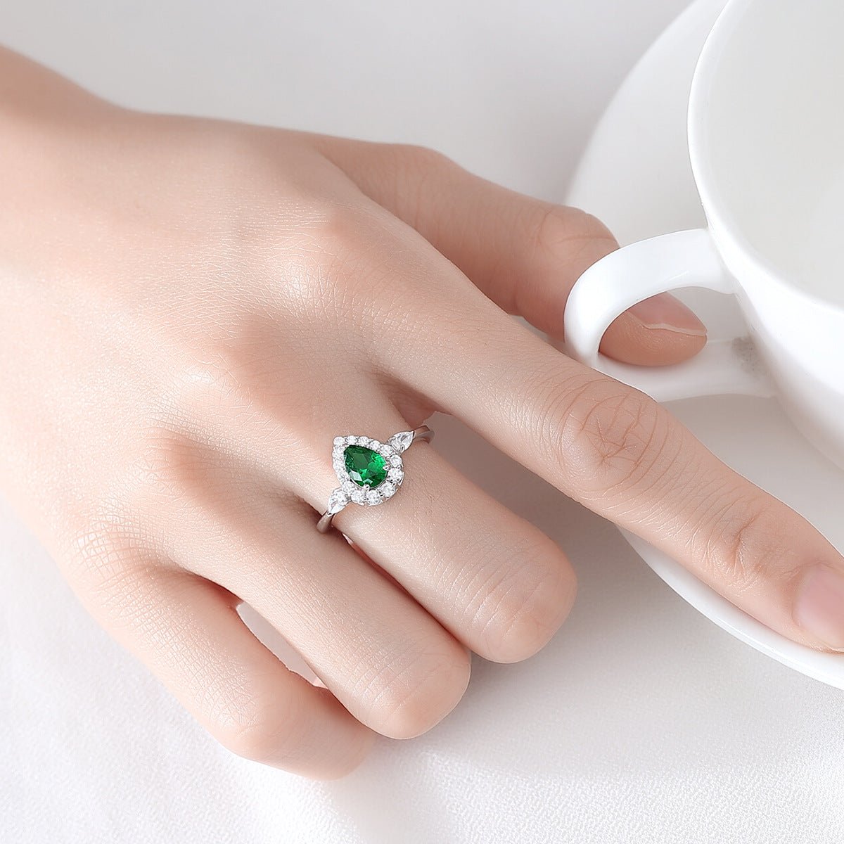 Bague réglable ouverte polyvalente light-luxury en argent 925 goutte d'eau chic - IVOIRART.COM