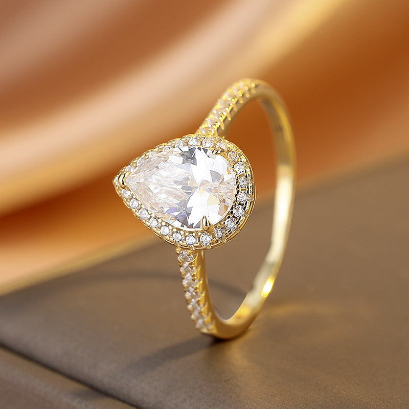 Bague Goutte d’Eau en Zircon pour Femmes, Luxe Léger à la Toucher Haut de Gamme