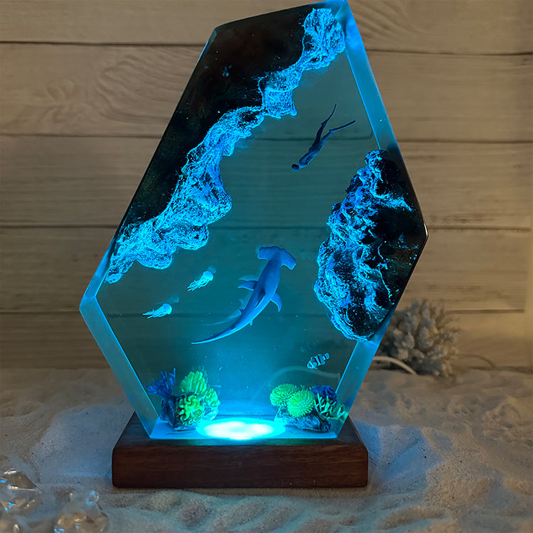 Lampe de Nuit Petite Océan Requin Marteau en Bois Massif Époxy Décoration