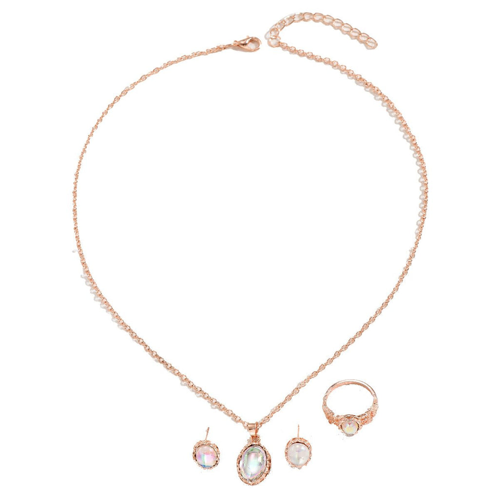 Bijoux femme Europe-Amérique: collier zirconia, anneau plat, boucles assorties et - IVOIRART.COM