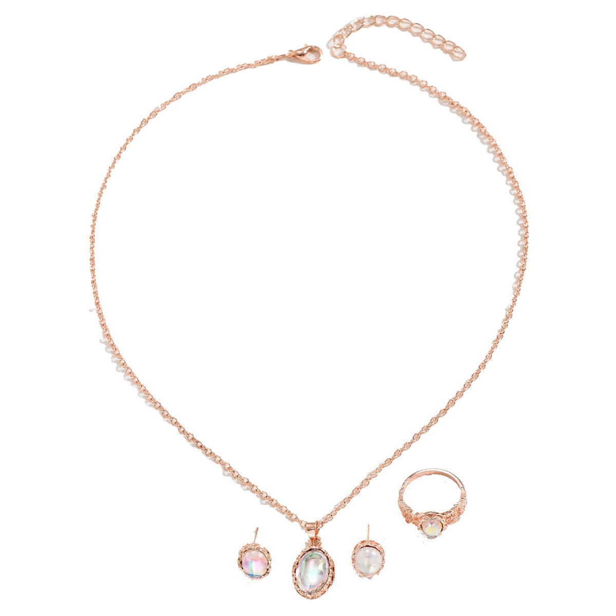 Bijoux femme Europe-Amérique: collier zirconia, anneau plat, boucles assorties et - IVOIRART.COM